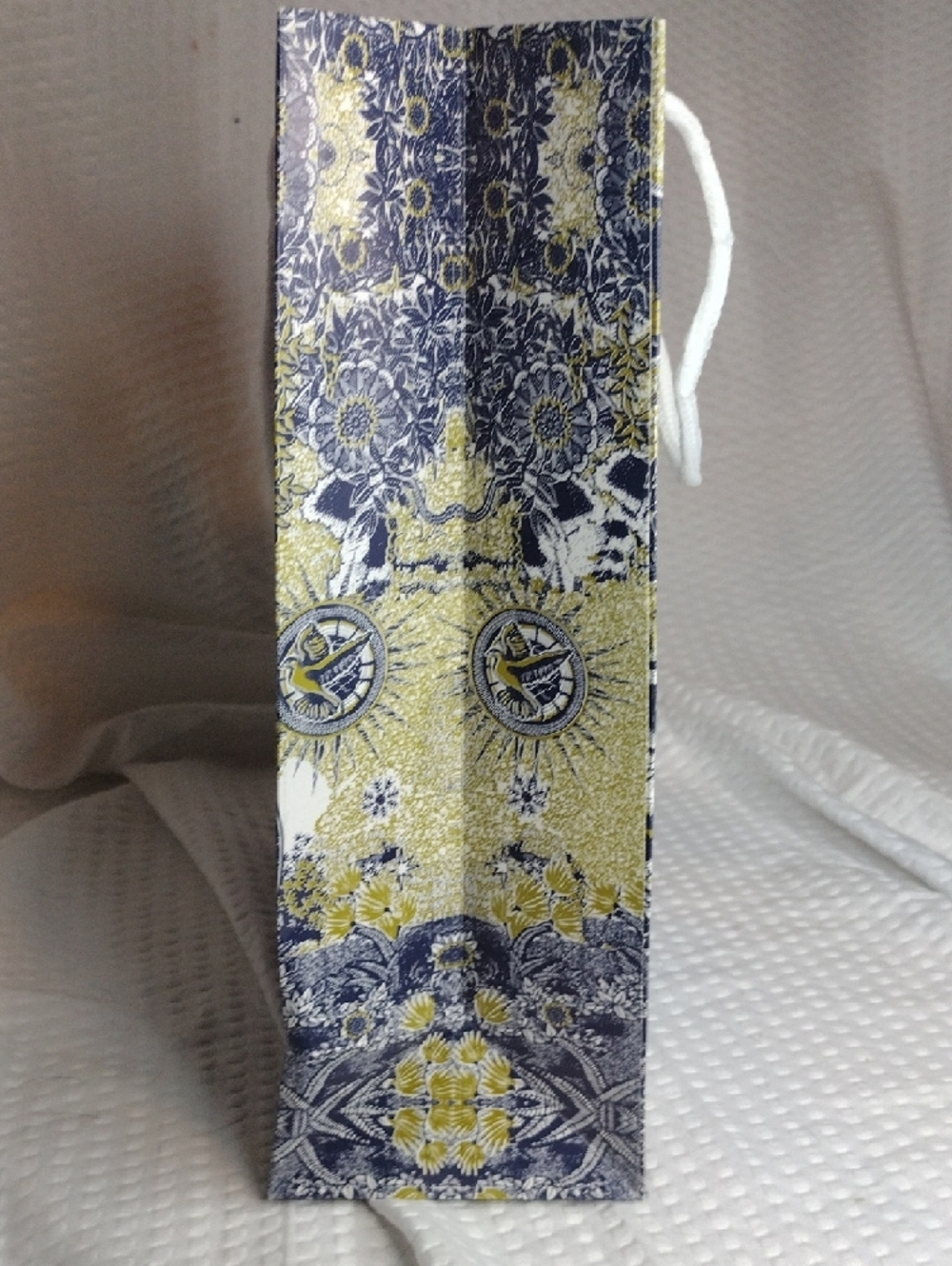 Dior Navy and Yellow Floral Gift Bag - Picture 5 of 7